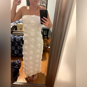 Lulus posh appearance white 3D floral midi dress